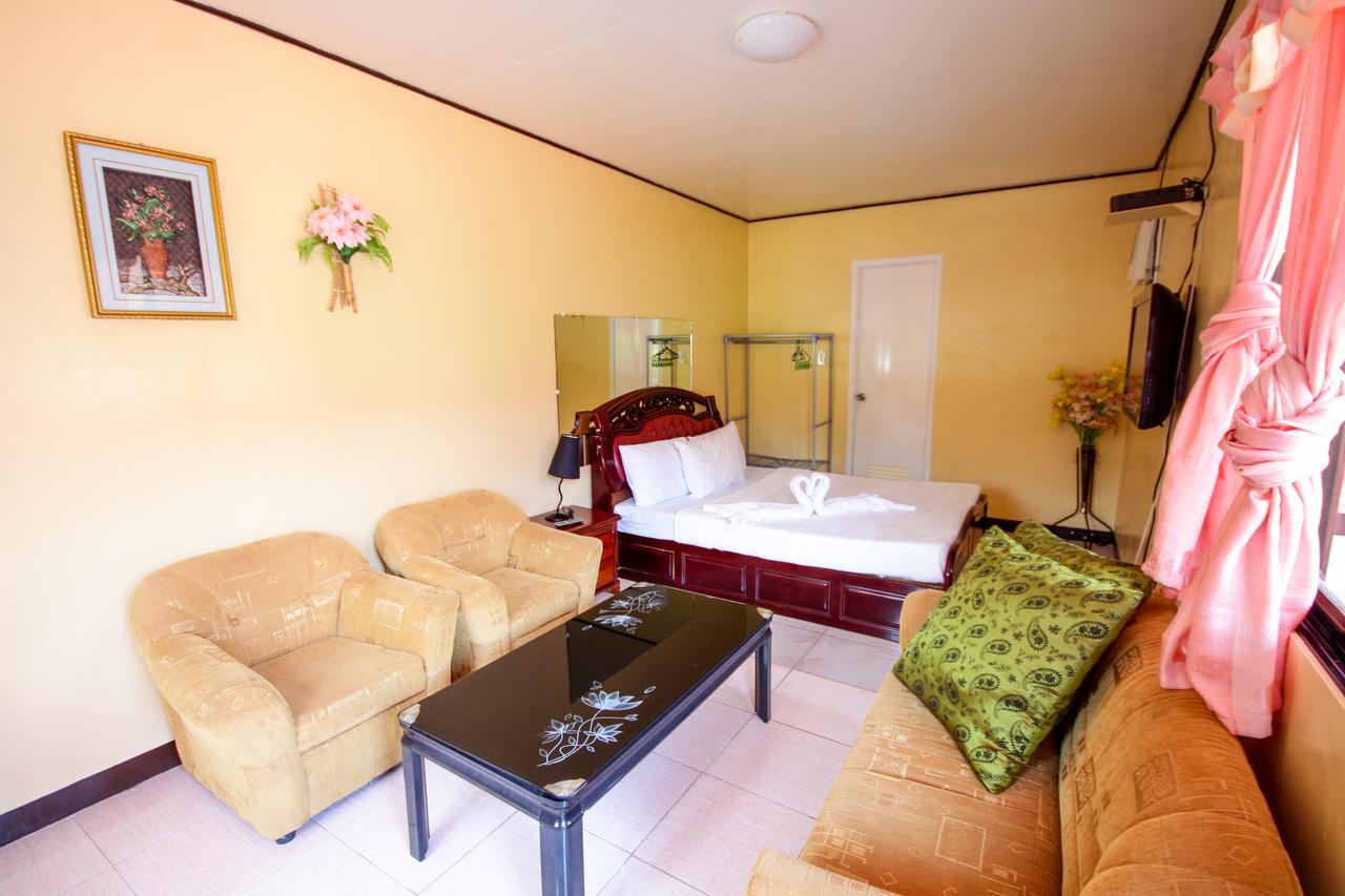 Bella Beach Resort Batangas Lian Zewnętrze zdjęcie