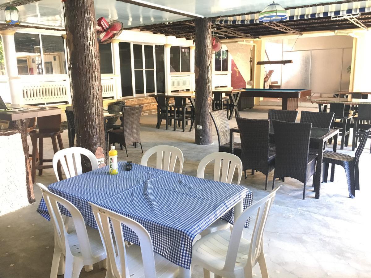 Bella Beach Resort Batangas Lian Zewnętrze zdjęcie